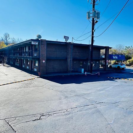 Cumberland Inn Near Downtown - Nashville, Tn Bagian luar foto